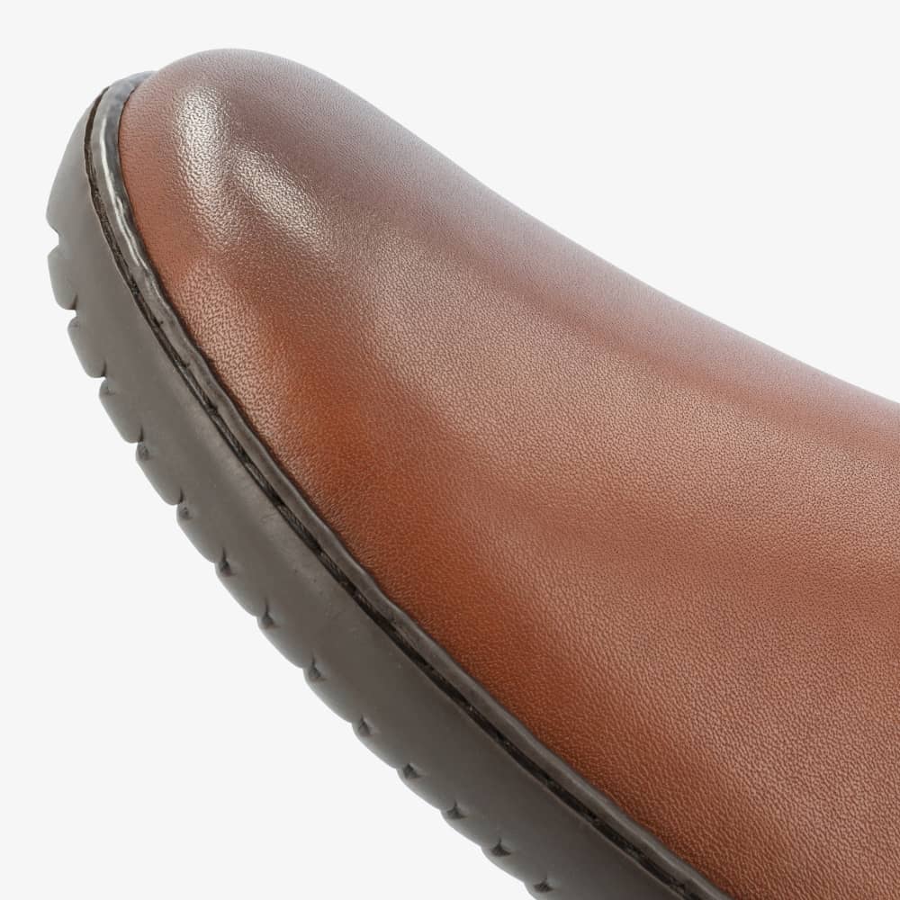GROUNDIES® Milano Men | Elegant Leather Lace-up – Groundies North